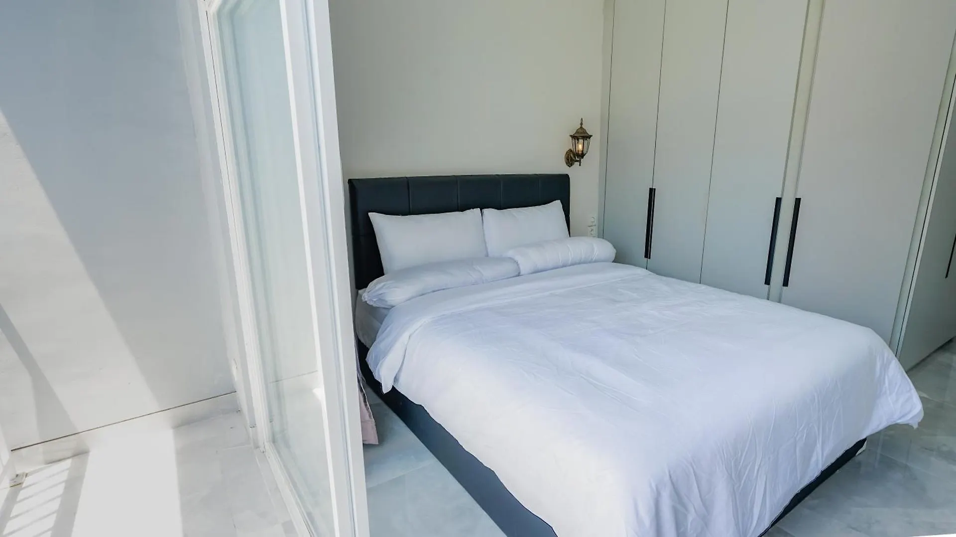 Rumah Jimbaran Kuta 3 Bedroom 9 Pax Sukabali 1 Indonesia