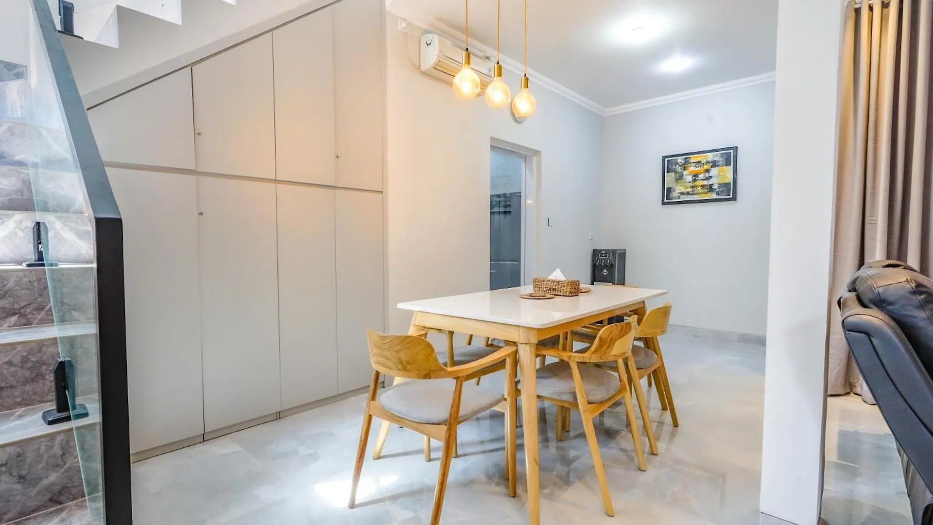 Rumah Jimbaran Kuta 3 Bedroom 9 Pax Sukabali 1